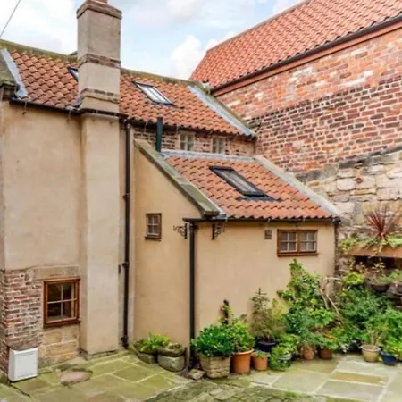 Villa The Cow House - In The Heart Of Whitby Extérieur photo
