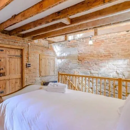Villa The Cow House - In The Heart Of Whitby Extérieur photo