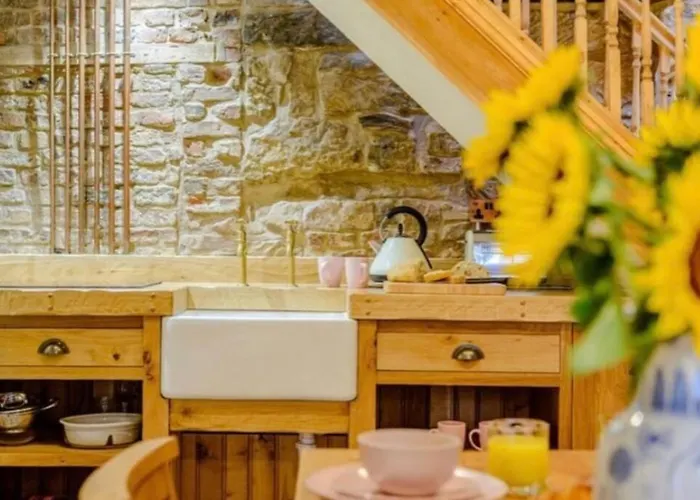 The Cow House - In The Heart Of Whitby
